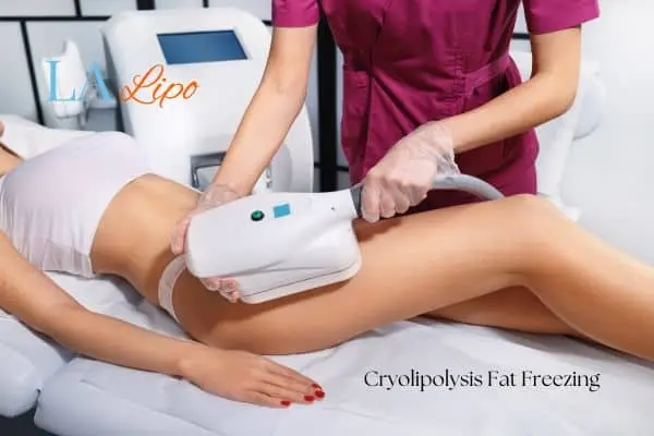 Woman receiving coolsculpting Tyne & Wear treatment on her thighs